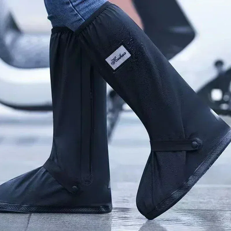 Color: black, Size: M - Recycling rain boot cover anti-slip boot cover Unisex bicycle shoes rain and snow day protective cover