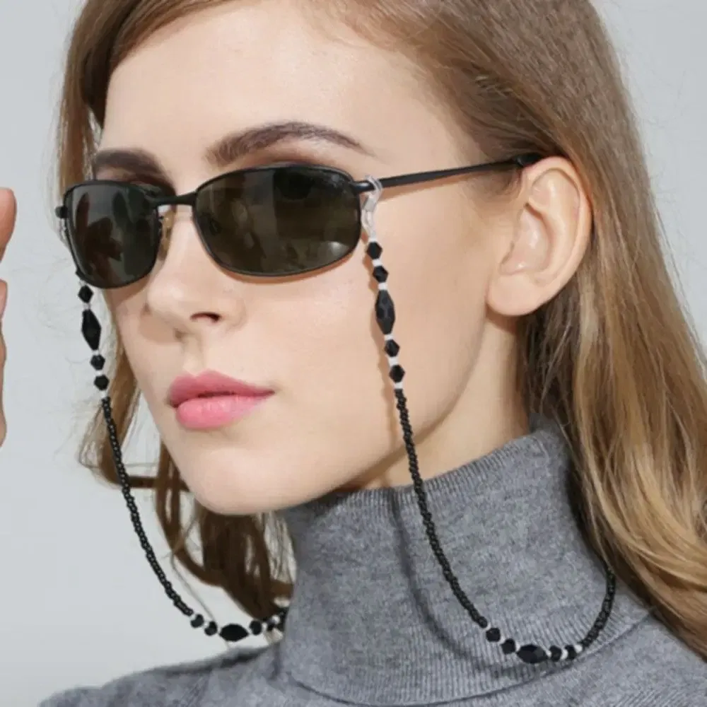 Color: green - New Fashion Women Eyeglass Chain Hollow Star Pearl Beaded Sunglasses Reading Glasses Lanyard Eyewear Holder Neck Strap Rope