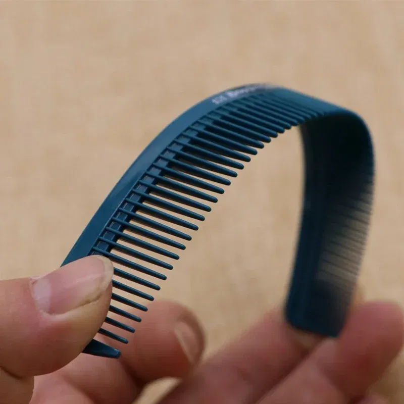 Color: GRAY - New Hot Pro Hair Cutting Comb Professional Hairdressing Comb Hair Brushes Salon Hair Cutting Styling Tools Barber Comb