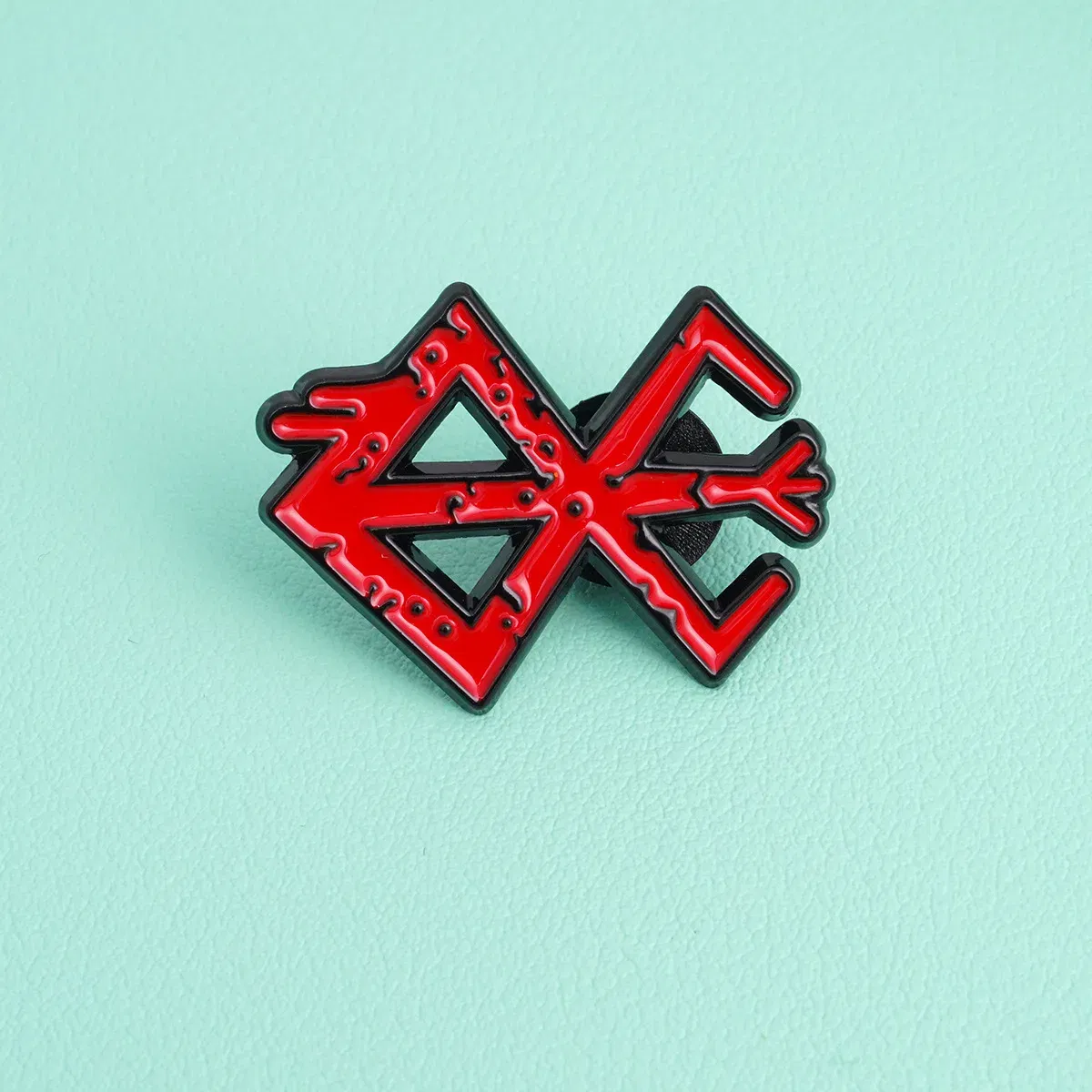 Metal color: Gold-color - Berserk Beherit Anime Game Red Cartoon Alloy Brooch Clothing Personalized Matching Costume Accessories Badges Anime Pins