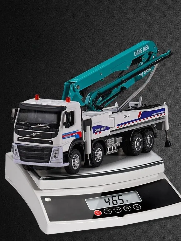 Color: green - 1/50 Volvo Concrete Pump Truck Toy Car Diecast Meatl Vehicle Model Pull Back Sound & Light Miniature Collection Gift For Boy Kid