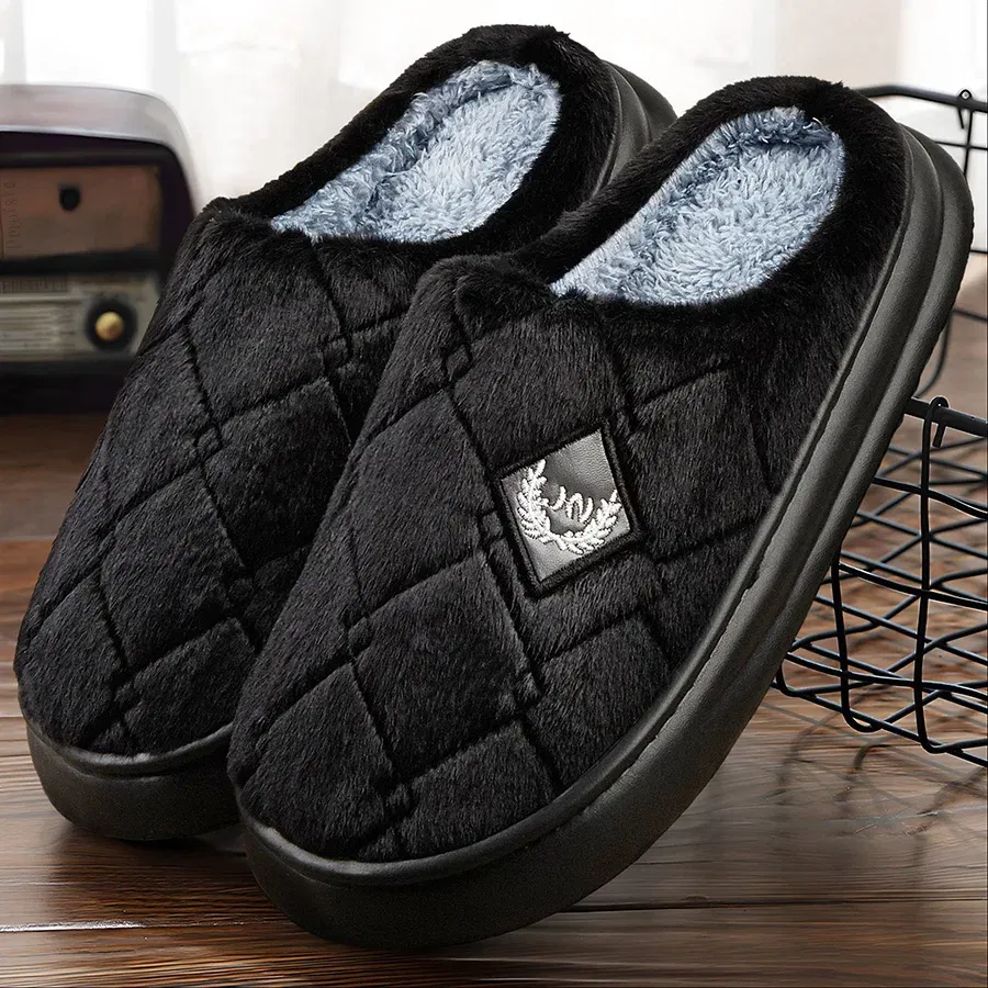 Color: Brown, Shoe Size: 42-43 - Men's House Slippers Furry Plaid cozy EVA Memory Foam Lightweight Casual Shoes Winter Warm Plush Non-slip Slippers big size