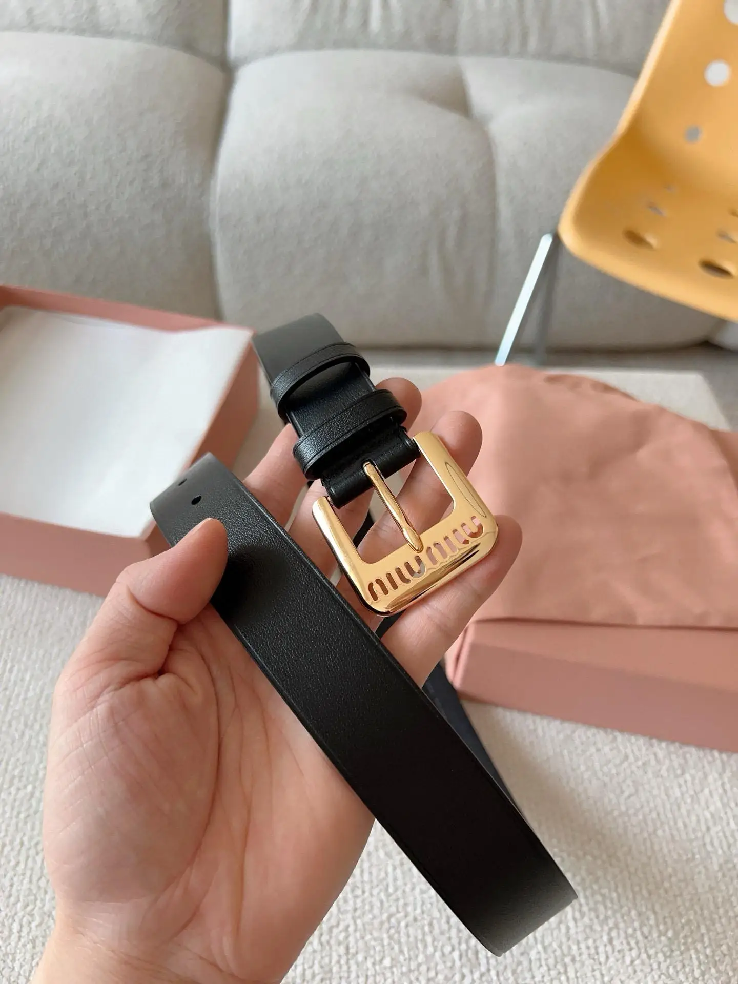Color: WHITE, Belt Length: 95cm - Versatile and Practical, This Luxury Belt for Women Is A Must-have Gift That Easily Complements Any Style for Casual Elegance.