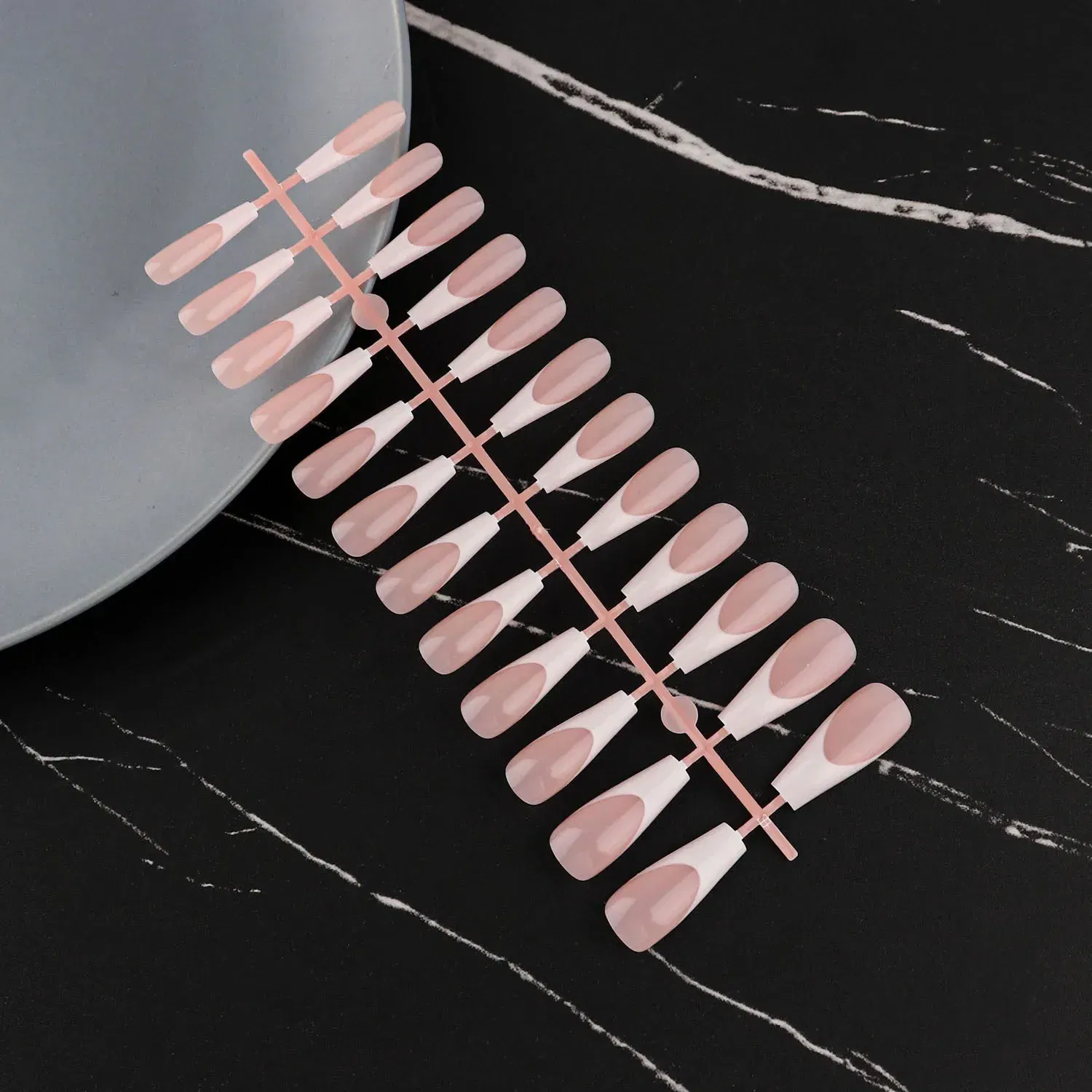 Color: Lavender - 24PCS Square Head Matte False Nails Ballet Detachable Full Cover Artificial Fingernails Frosted Press Glue on Fake Nail Tips