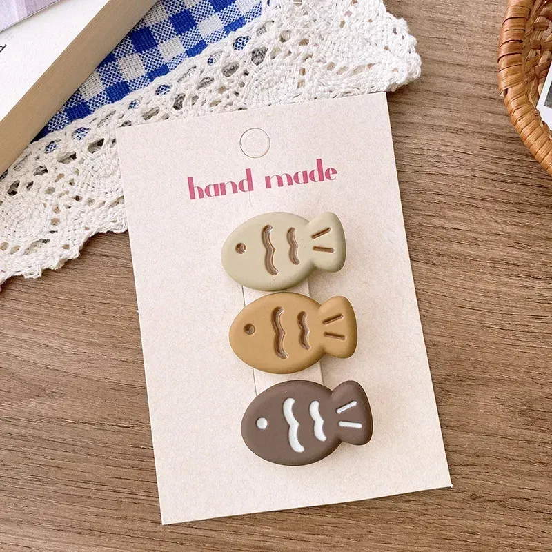 Color: Green - 3pcs Cute Cartoon Small Fish Hairpins Children Korean Style Sweet Y2k Girls Colorful Mini Hair Clips Hair Accessories Wholesale
