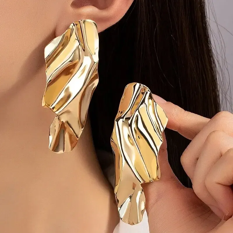 Metal Color: dark green - New Exaggerated Long Hanging Earrings for Women Big Twisted Metal Dangle Earrings Cool Fashion Trendy European Ear Jewelry
