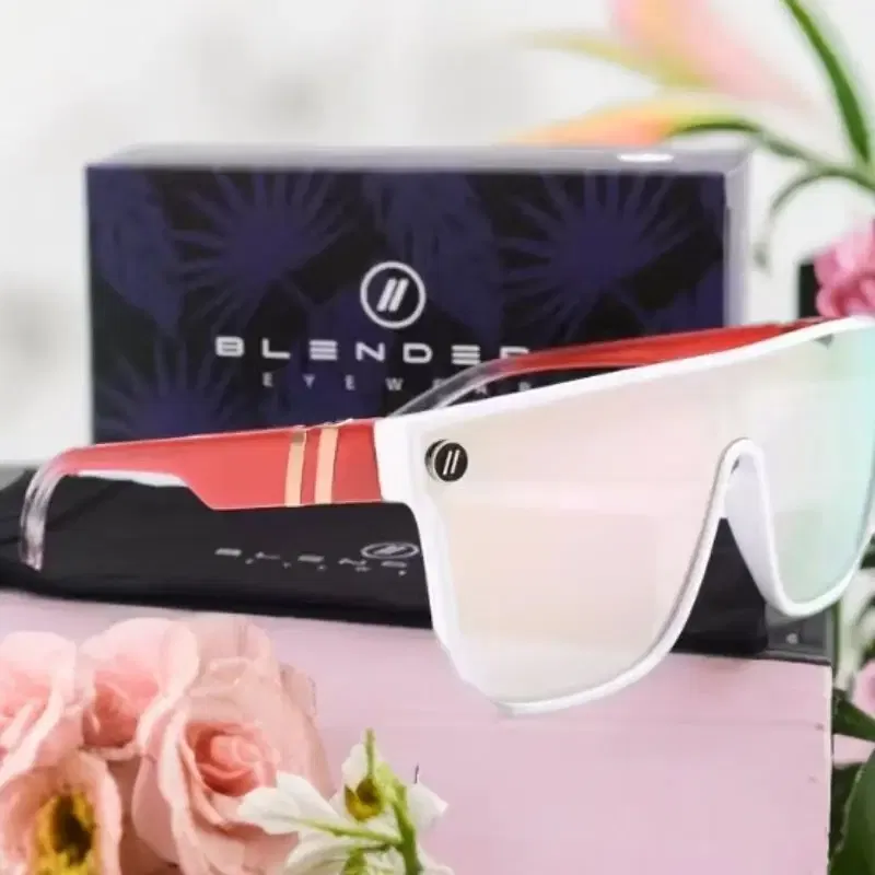 Lenses Color: Silver - Mixed blue mirror UV protection lens Men's sunglasses Retro fashion Square Blender Men's sunglasses 68009: With box