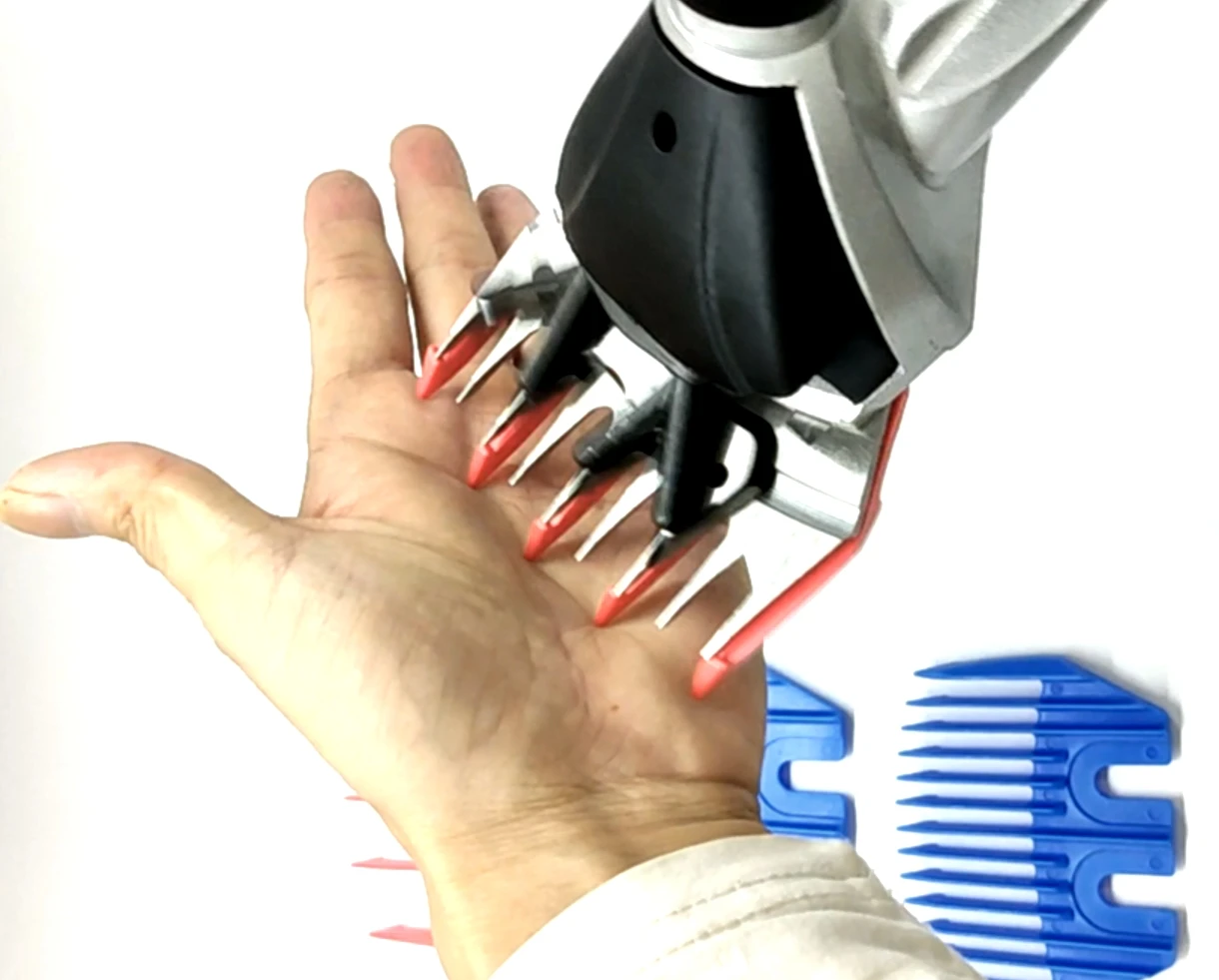Color: SKY BLUE - 5Teeth/9teeth/13teeth Sheep Clipper Blade Attachment Comb Can Fit Oster,Heiniger and GTS Etc