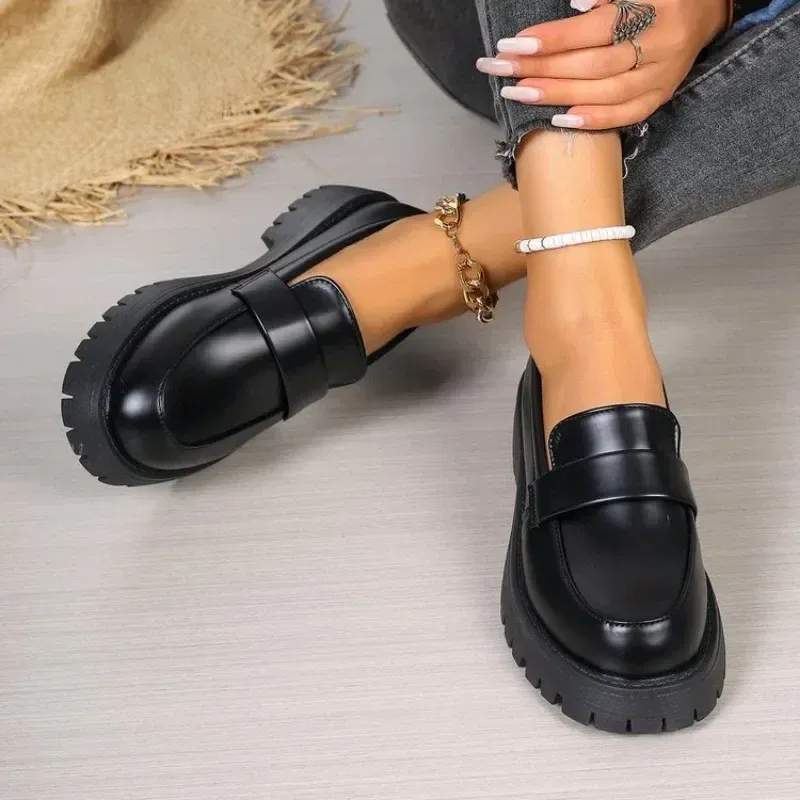 Color: black, Shoe Size: 40 - British Style Platform Loafers Women 2025 Plus Size Round Toe Single Shoes Woman Thick Bottom Pu Leather Shoes Mujer