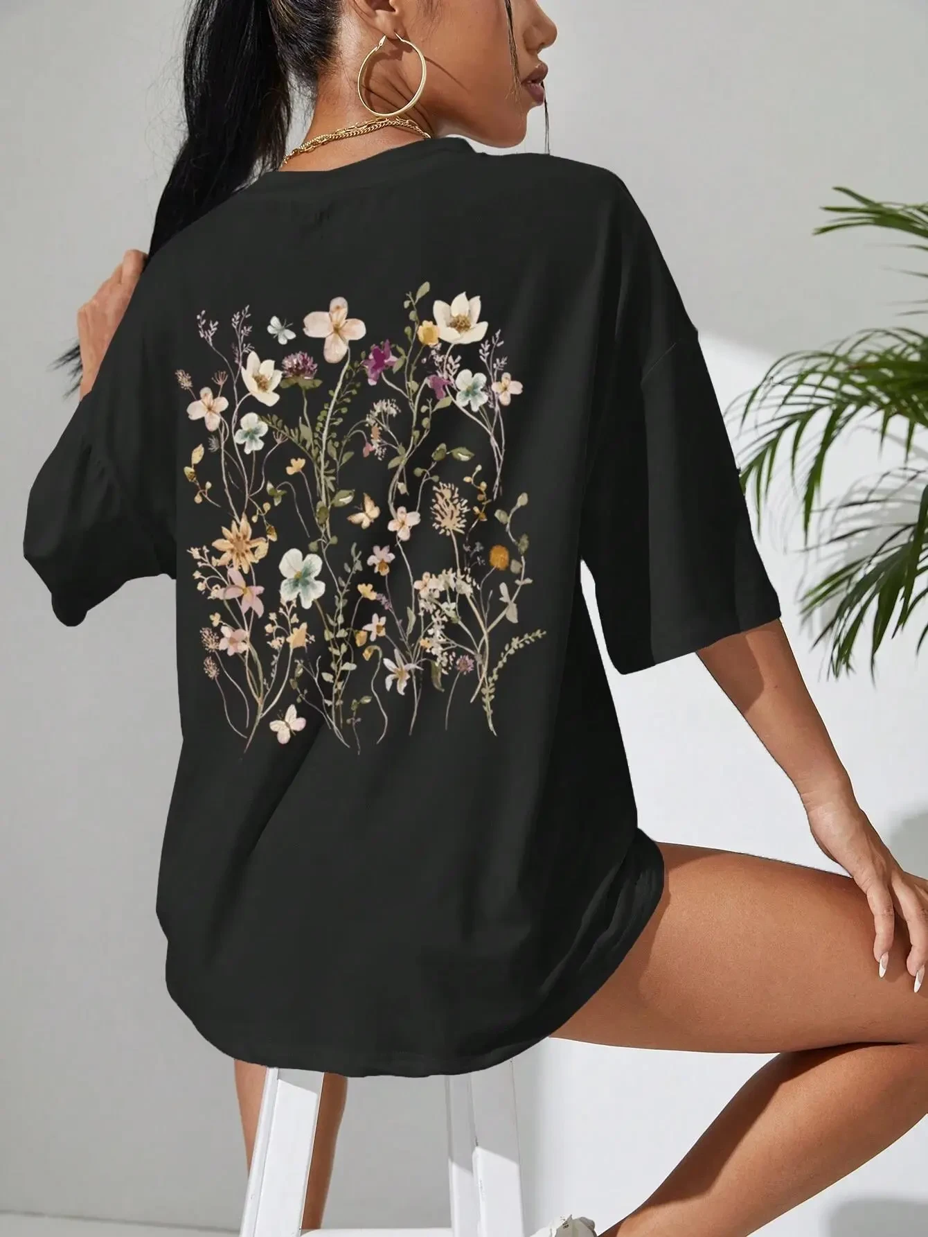 Black T-shirt Women