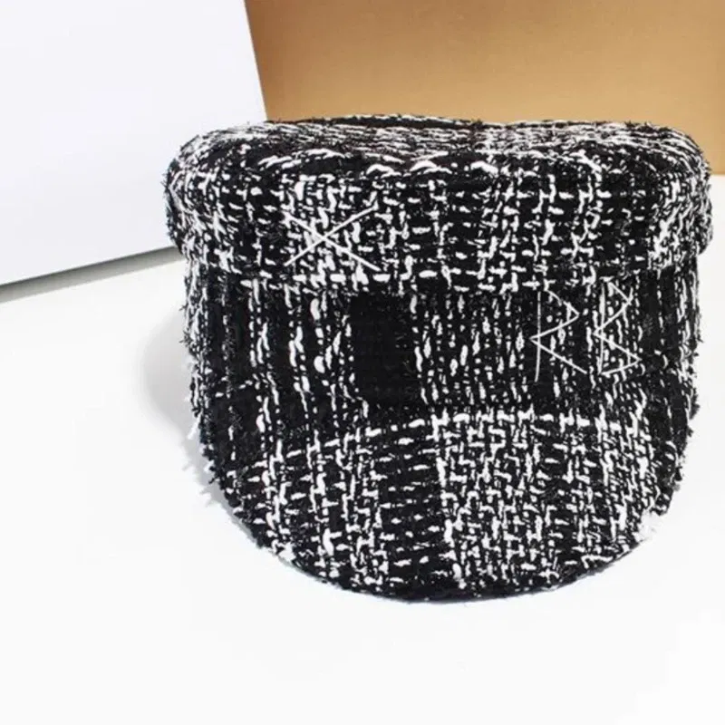 Designer New Winter Embroidery Letter Baker Boy Straw Caps Purple Newsboy Caps Thick Warm Flat Cap Chapeau Homme