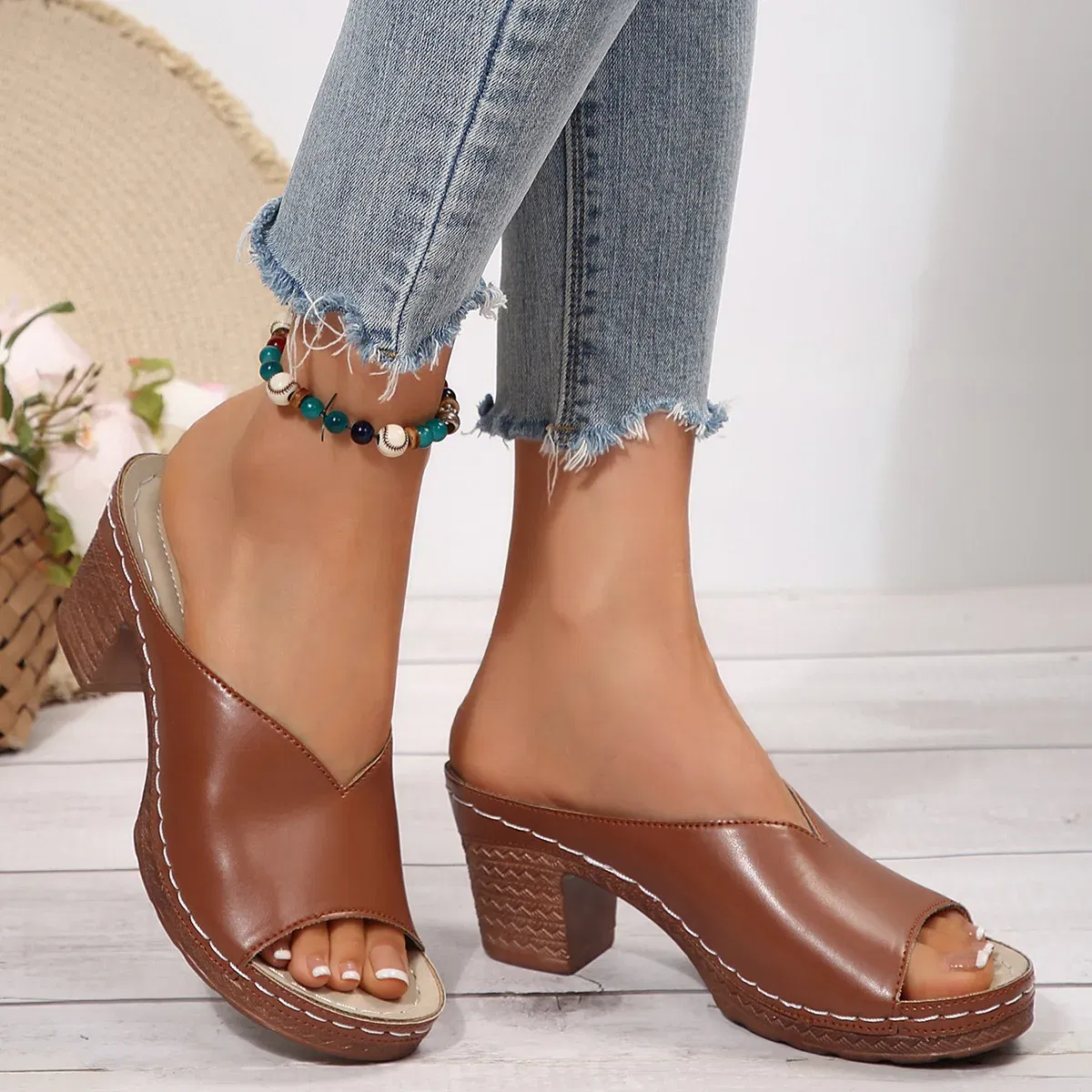 Color: Blue, Shoe Size: 40 - Women's Open-Toe High-Heel Slippers Summer New Fashion Outdoor Wear Slip-On Shoes 36-43 Sizes Polyurethane Upper Cushioning