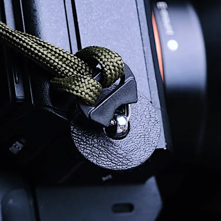 Color: black - 1pair new Leather Protector Cover Camera Strap Split Ring Hook for Fujifilm Canon Nikon Sony Olympus Pentax DSLR Camera