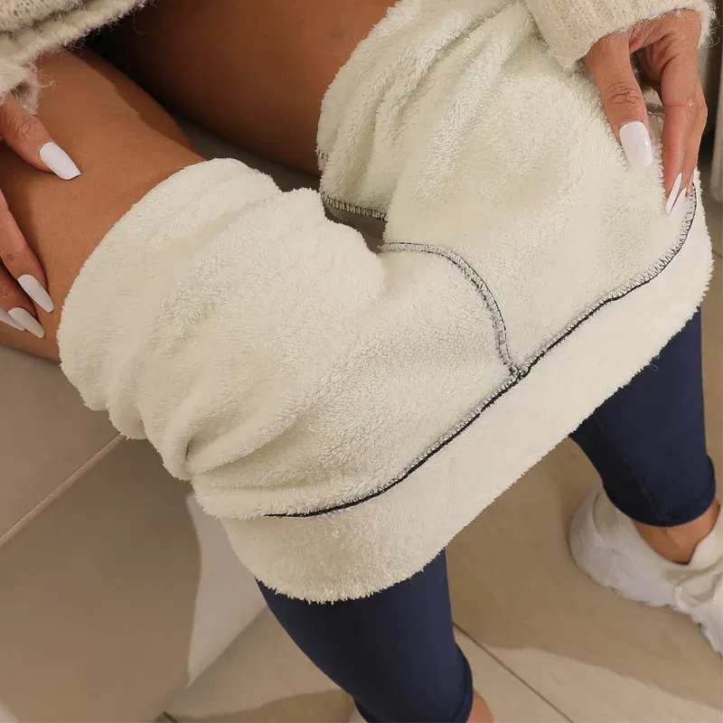 Color: Brown, Size: S - Thermal Leggings Women Winter Warm High Waist Simplicity Warm Pants Fashion Black Elasticity Autumn Velvet Comfortable Leggins