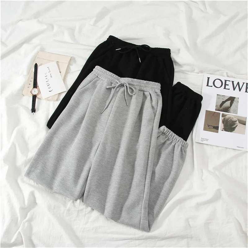 Color: Beige, Size: M - Gray women Sweatpants Autumn New Baggy Fashion Oversize Sports Pants Black winter thick Joggers Streetwear Trousers