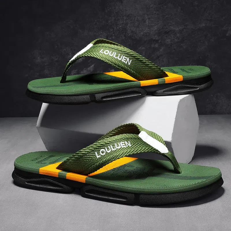 Color: black, Shoe Size: 44 - High Quality Men Flip Flops Summer Beach Slippers Men Fashion Casual Breathable Antiskid Beach Flip Flops Men Summer Outdoor