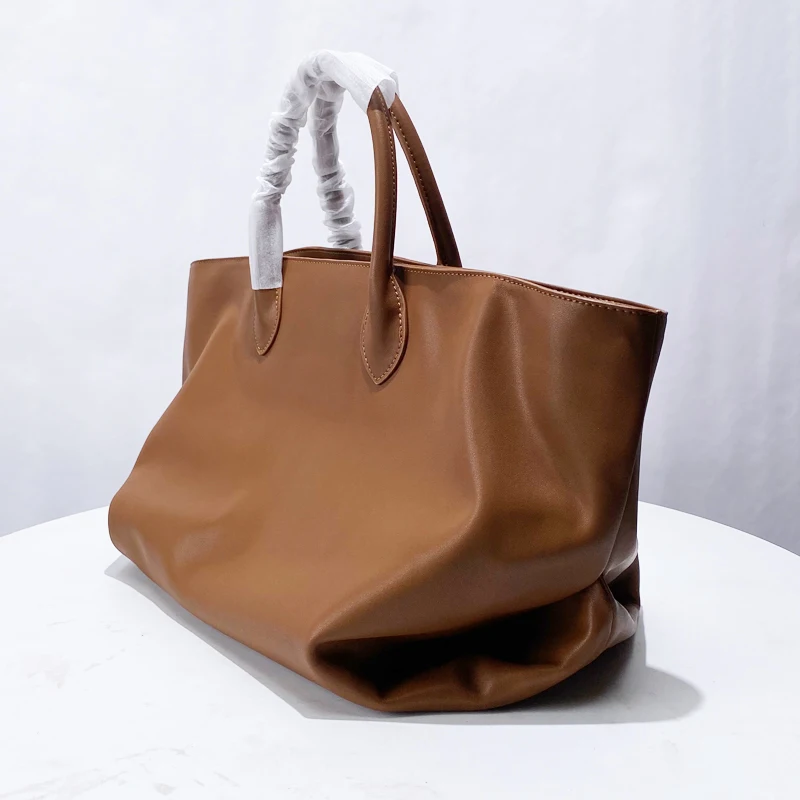 Genuine Leather Large Capacity Big Bags For Women Luxury Designer Handbag And Purses 2024 New In Vintage Cowhide Commuting Tote