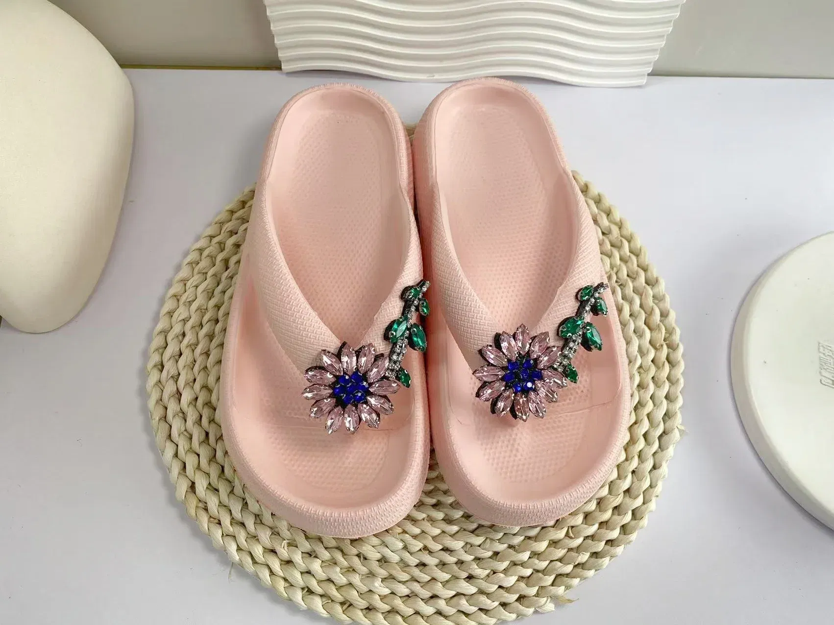 Color: Rust Red, Shoe Size: 42-43 - Summer Multi Color Women's Flip Flops Fashionable Metallic Teddy Bear Bow Slide Sandal Beach Vacation Home Versatile  Footwear