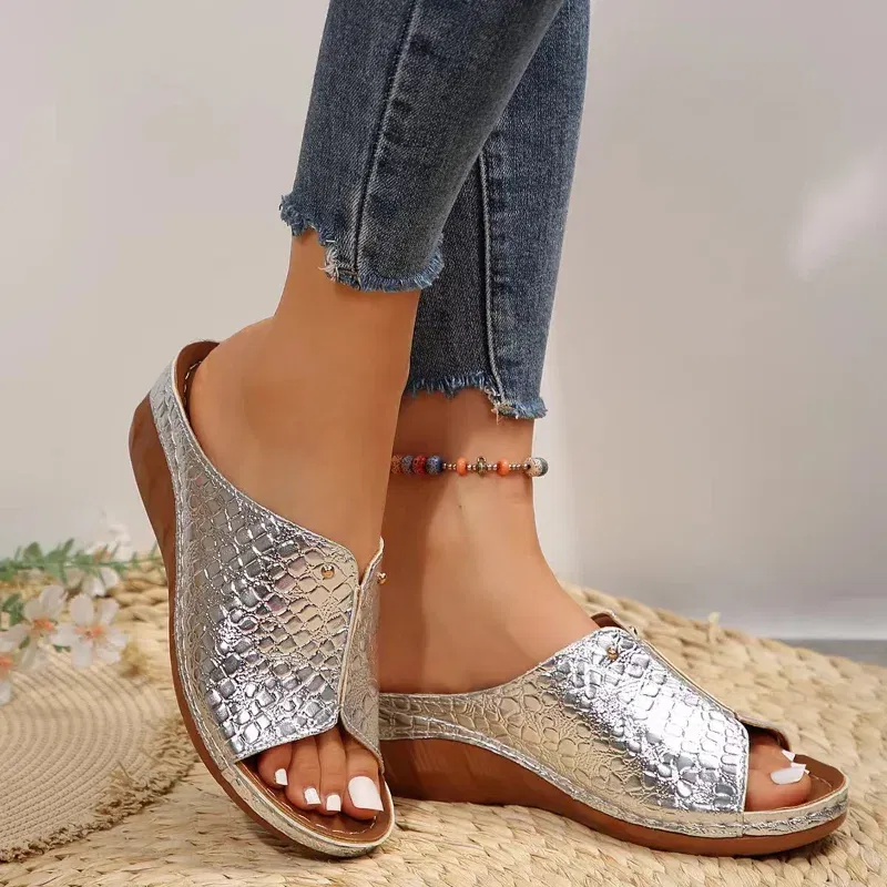 Color: Silver, Shoe Size: 37 - Women Gold Wedge Slippers New Summer Woman Crocodile Print Platform Sandals Female PU Leather Non Slip Beach Slides
