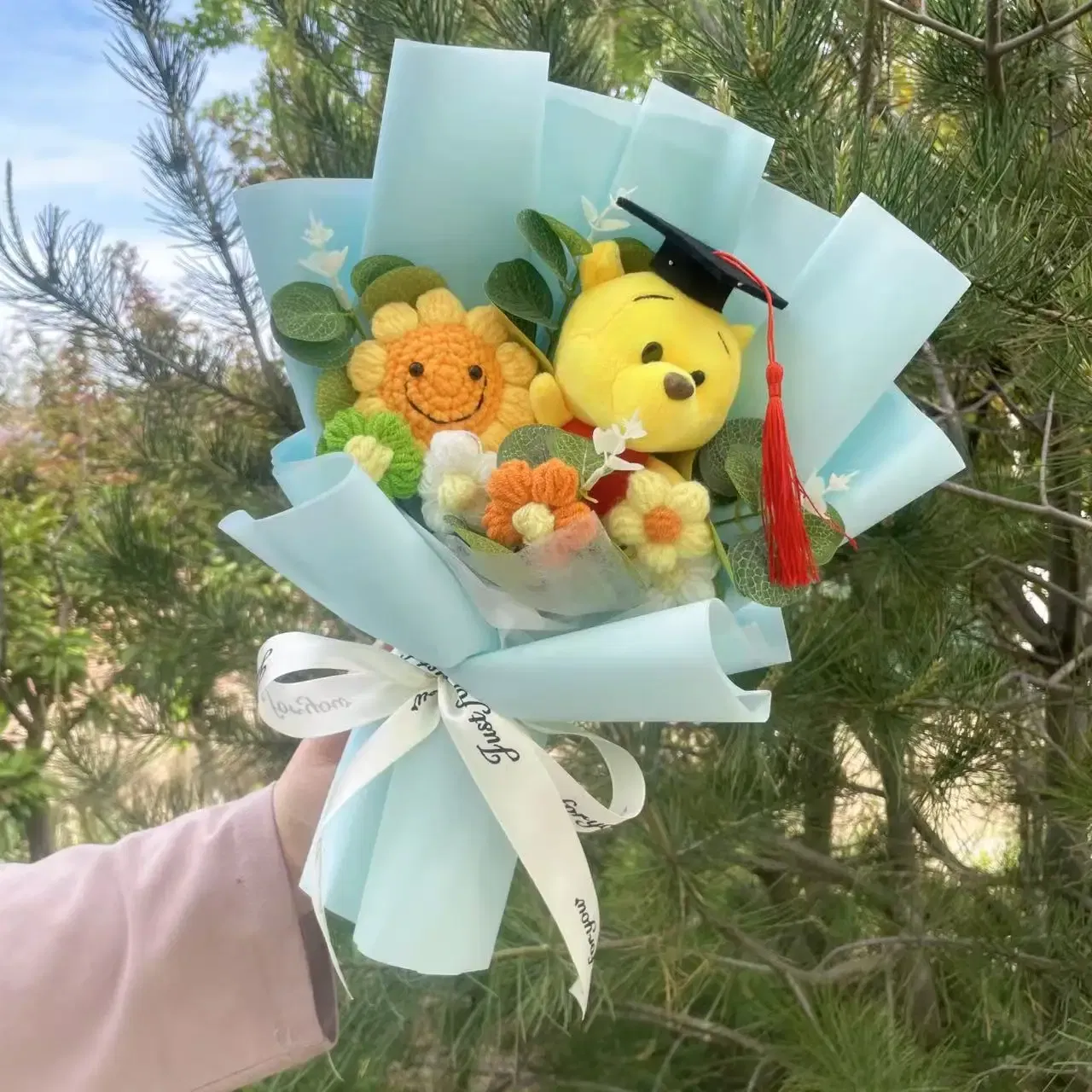 Color: army green - Cartoon Winnie the Pooh Plush Doll Toy Handmade Flower Bouquet Wedding Valentine's Day Christmas Graduation Gifts