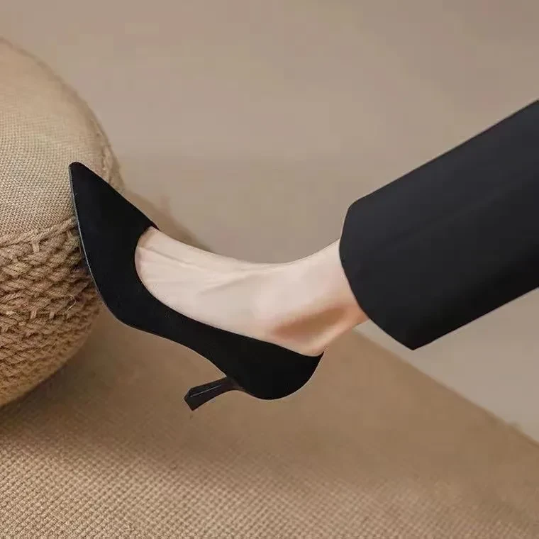 Women's Court Shoes