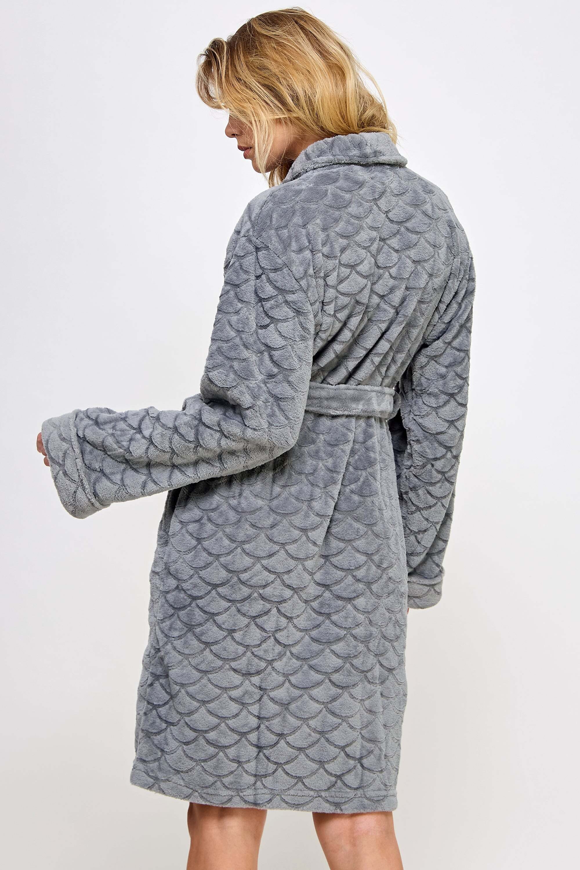 2490 Ariel Robe