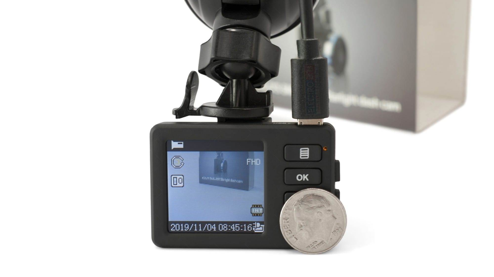 Small Portable Car Cam w/ Adjustable Dash Mount / Camera View