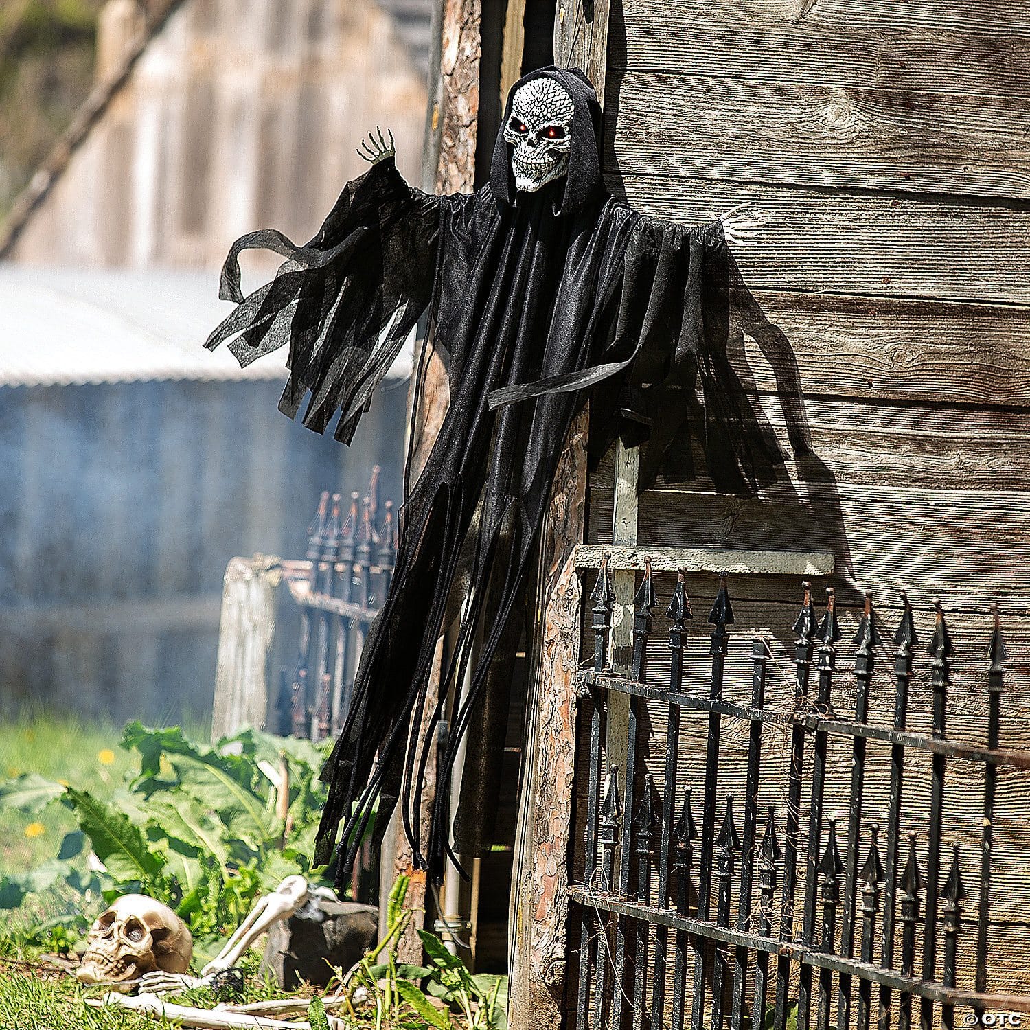 4 FT HANGING ANIMATED BLACK REAPER