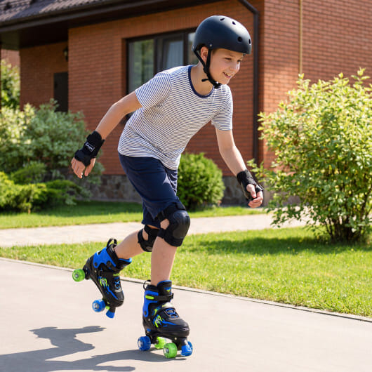 Kids Roller Skates for Girls Boys Teens 4 Sizes Adjustable Quad Skates with Light-up Wheels-Navy - Color: Navy