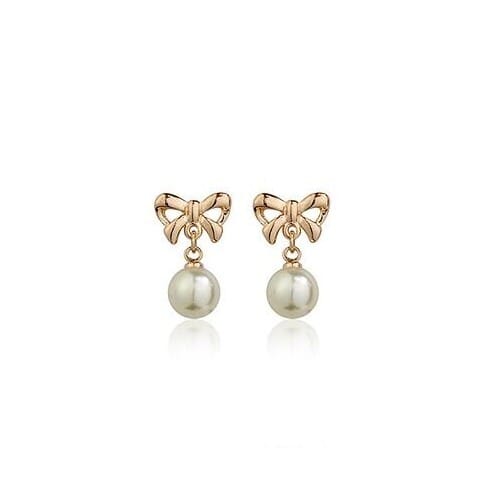 Classic Simple Design White Preal Earrings