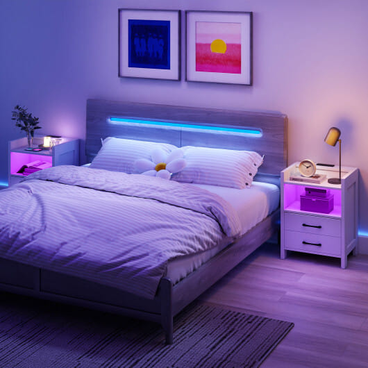 23.5 Inches Nightstand with Charging Station and Open Storage Shelf-White