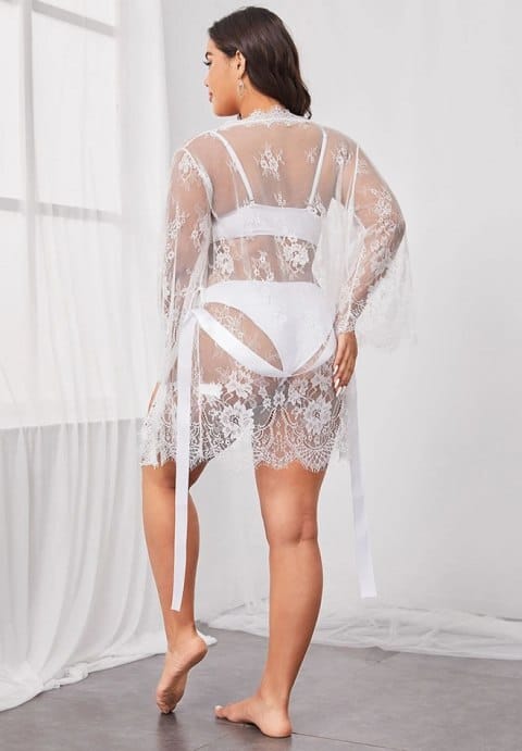 Plus Size Enchanting Eyelash Lace Robe