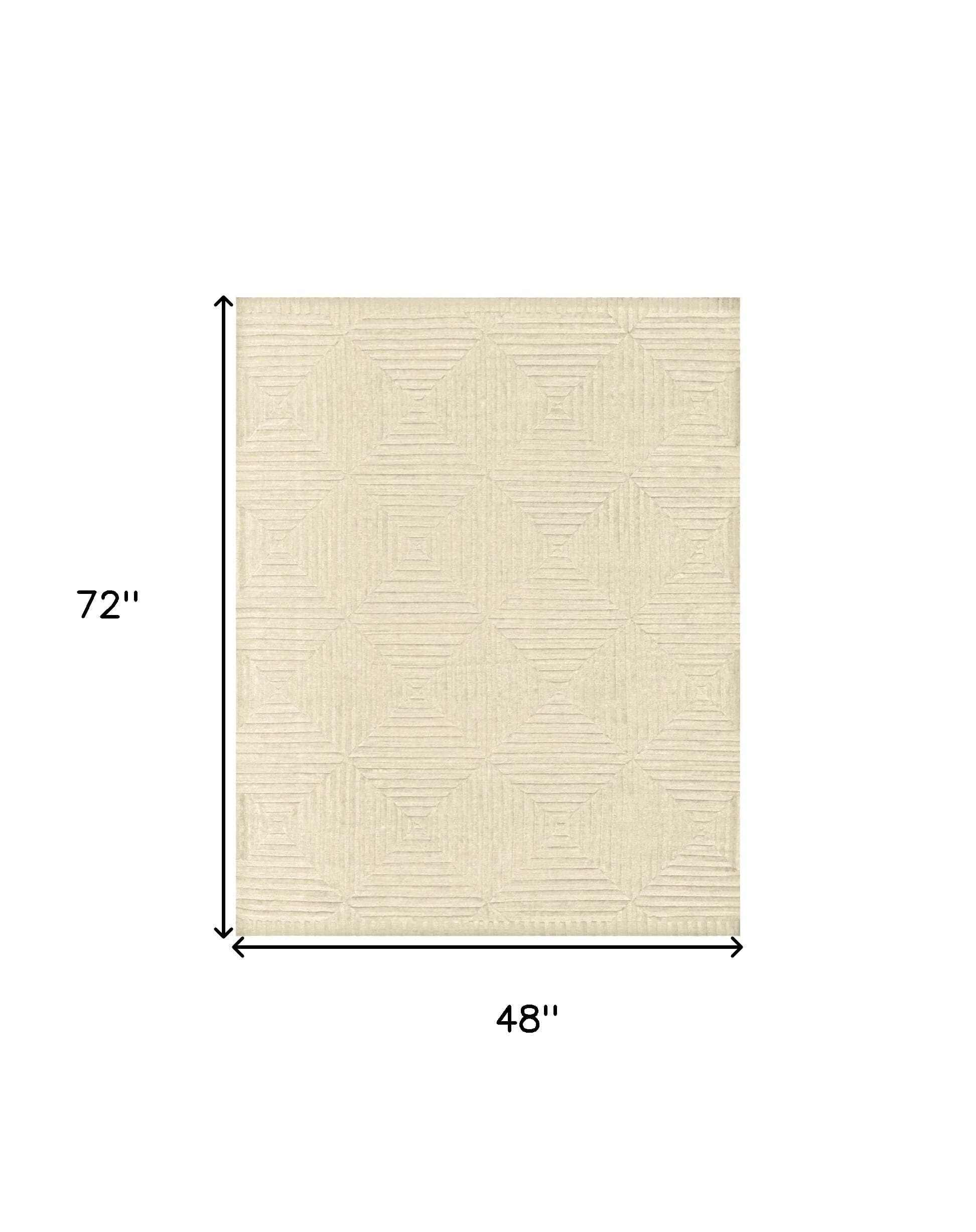 4' X 6' Ivory Wool Geometric Hand Knotted Area Rug