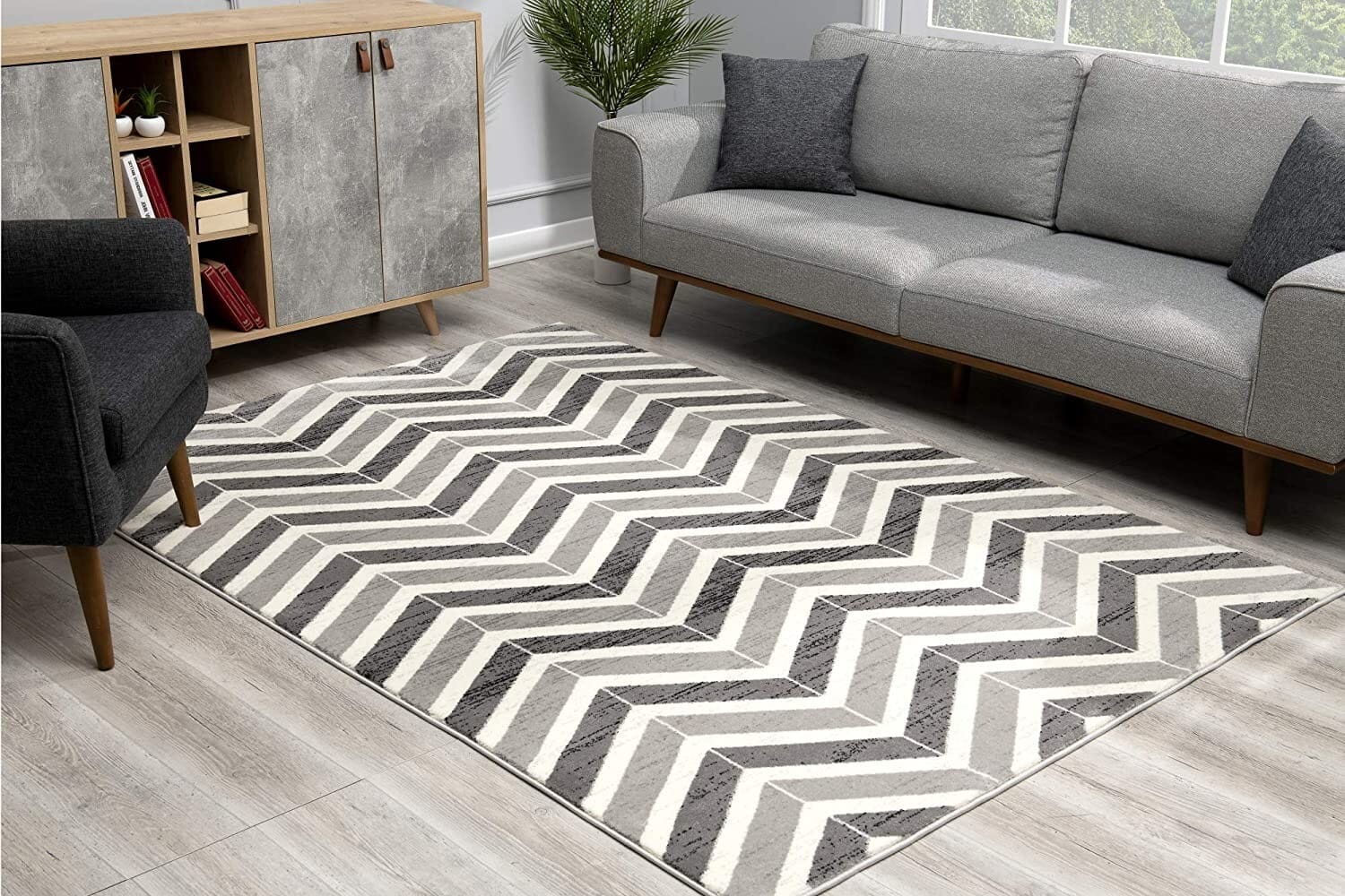 7' X 9' Gray Chevron Dhurrie Area Rug