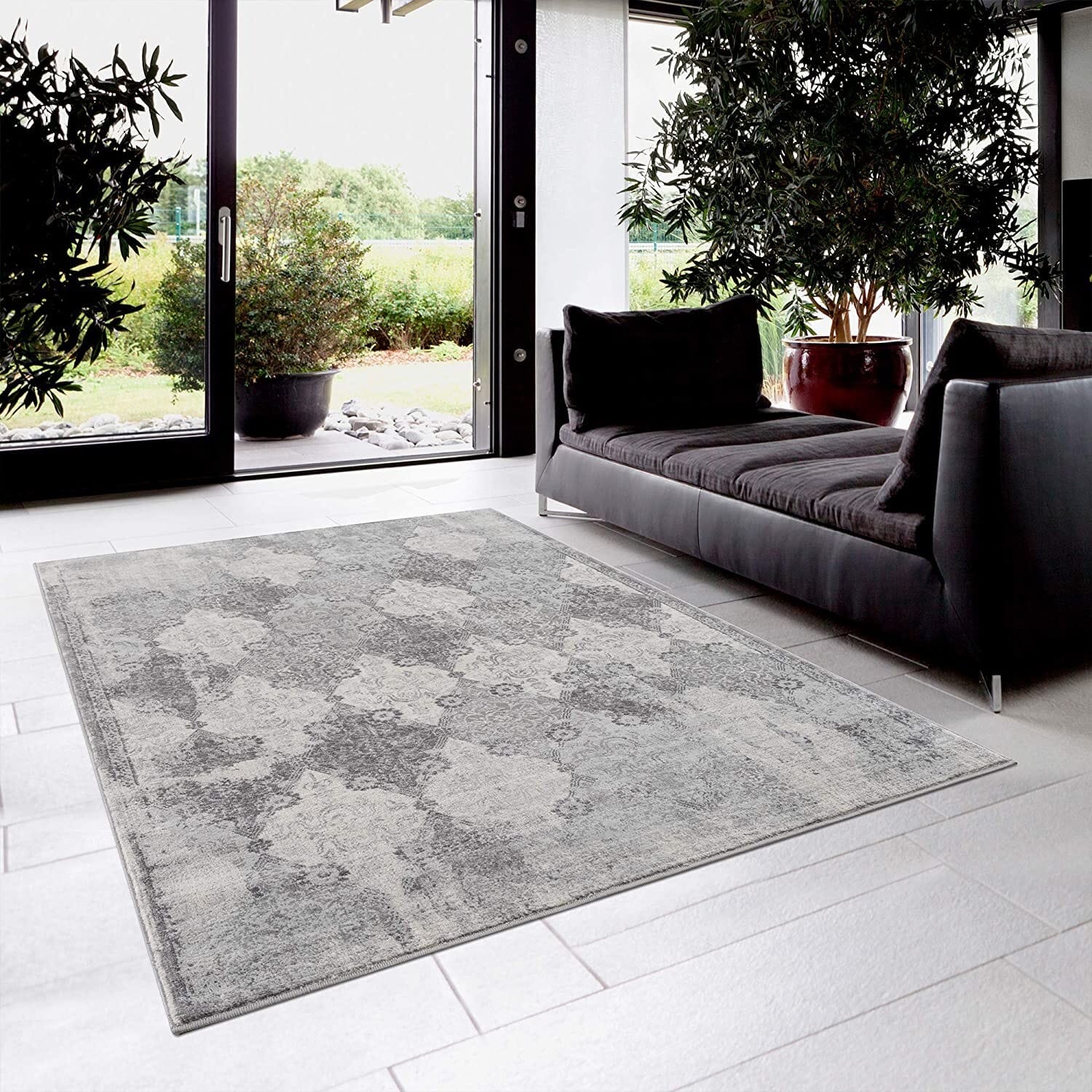 2' X 3' Gray Distressed Trellis Pattern Scatter Rug