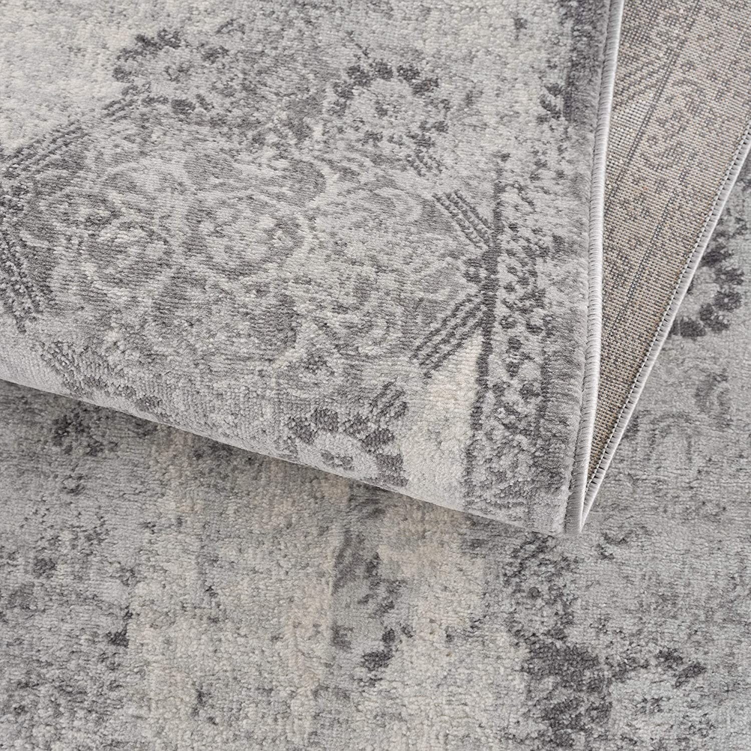 2' X 3' Gray Distressed Trellis Pattern Scatter Rug