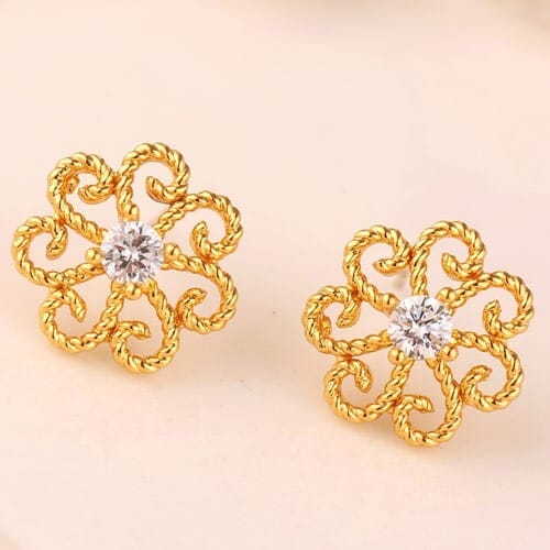 Korean Fashion Cubic Zirconia Inlaid Vintage Hollow Flower Copper Ear Studs - Golden