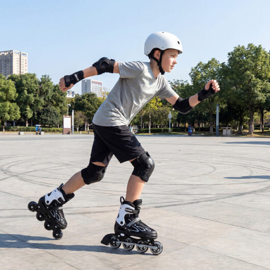 Adjustable Kids' Incline Skates 4 Sizes Adjustable Blade Roller-Black - Color: Black