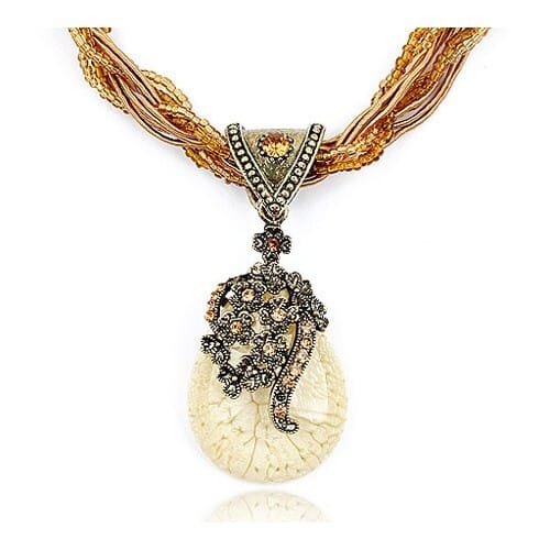 Luxuriant Flowers Attached Water-drop Pendant Bohemian Necklace - Ivory