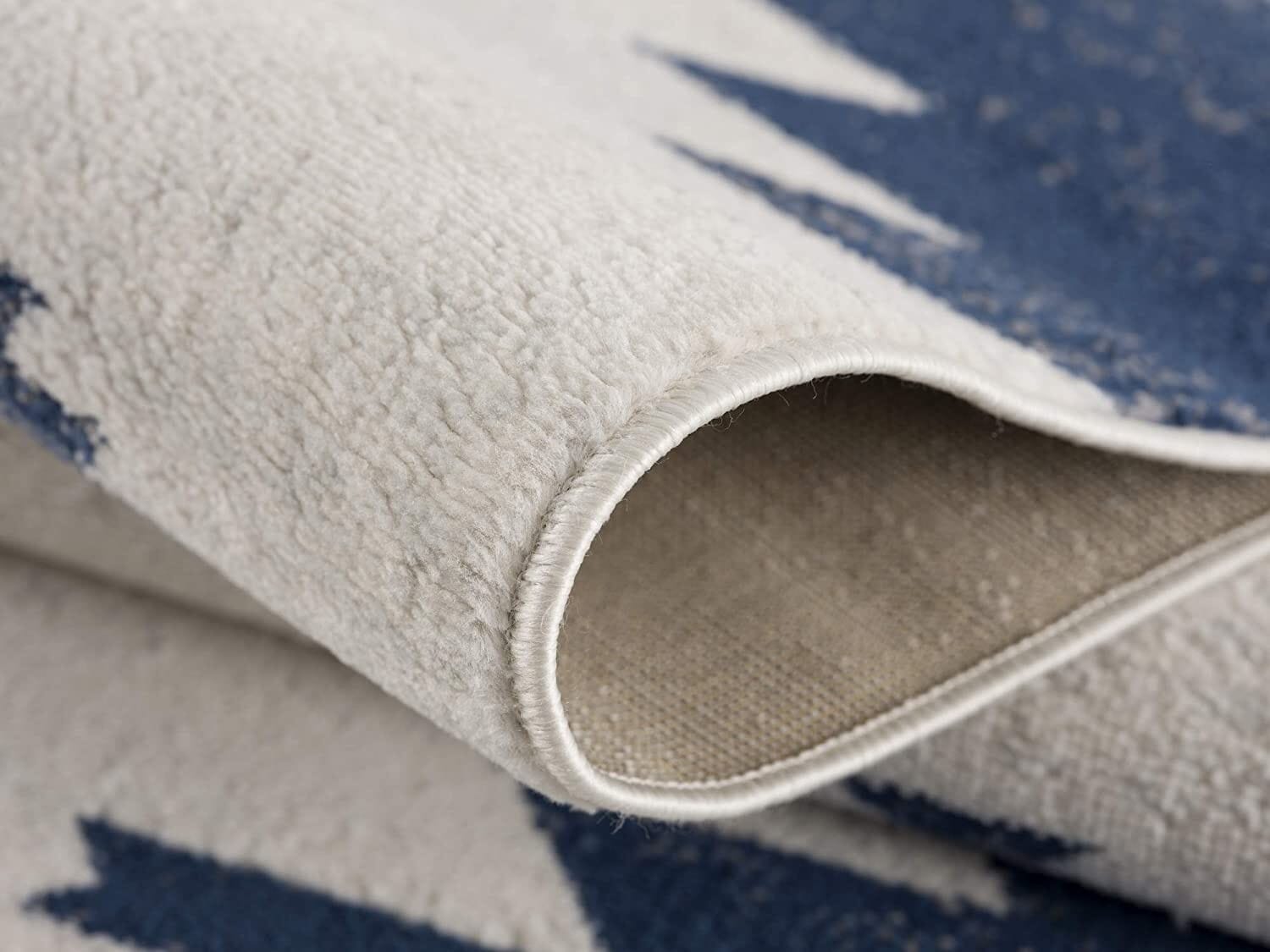 6' X 9' Blue and Ivory Southwestern Area Rug