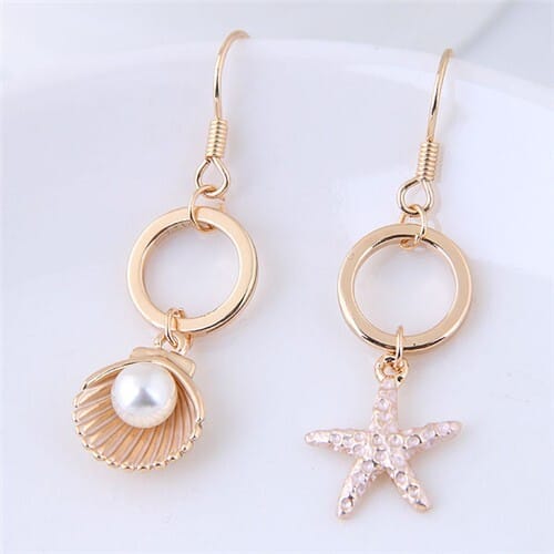 Pearl Inlaid Seashell and Starfish Asymmetric High Fashion Golden Stud Earrings