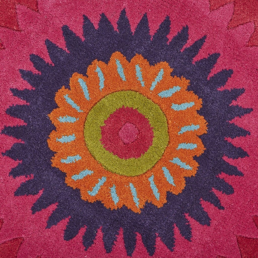 5' Round Pink Floral Edged Area Rug