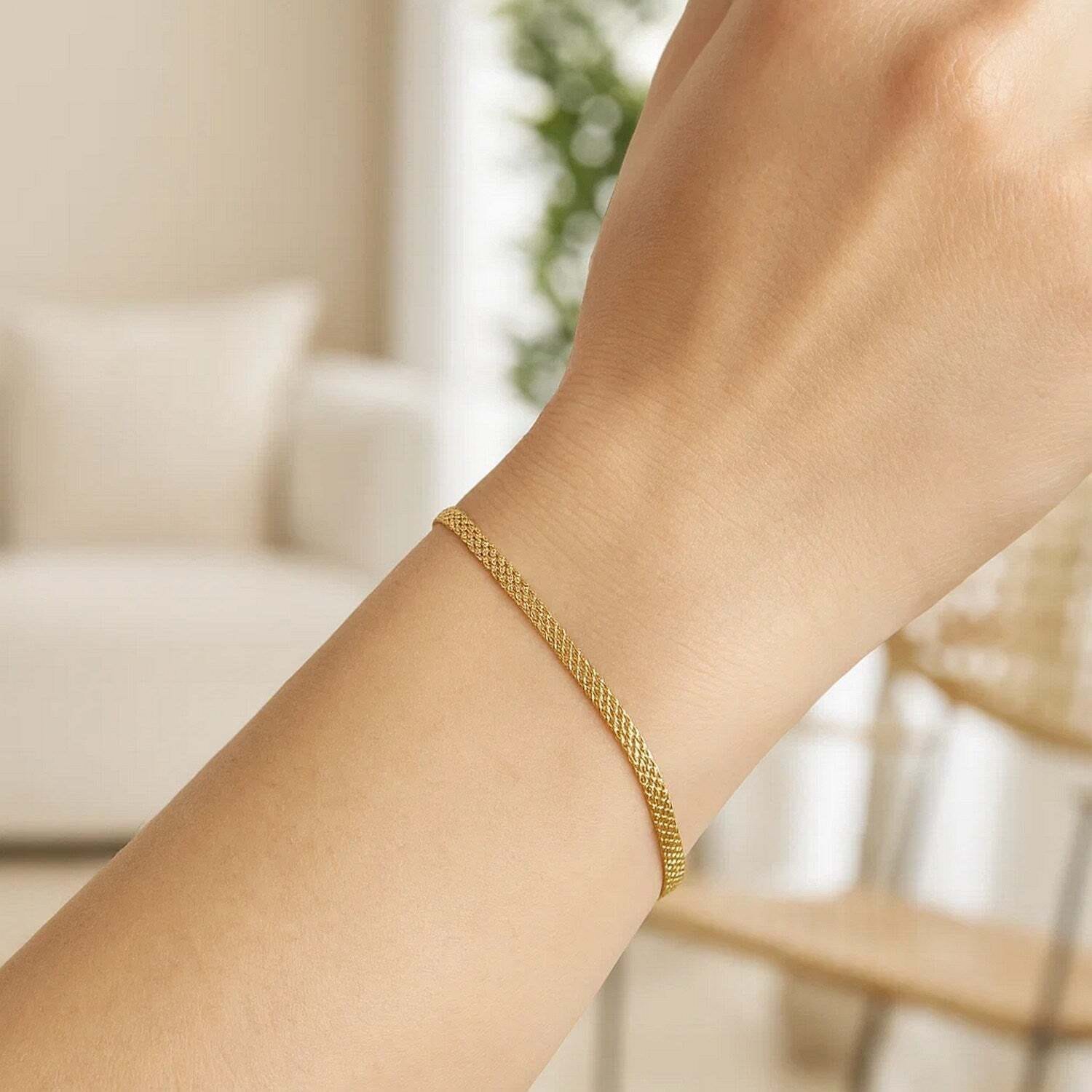 14k Yellow Gold Bismark Bracelet (2.50 mm)