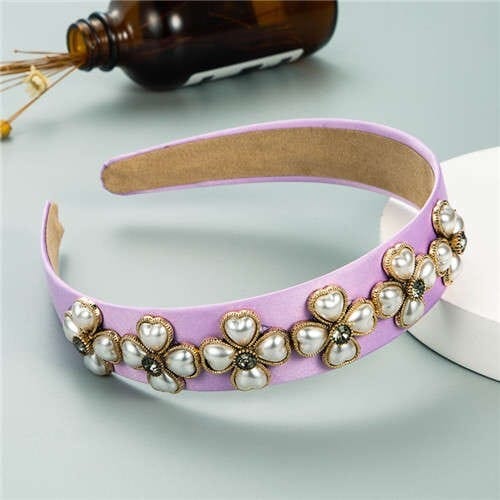Pearl Flowers Embellished Baroque Design Vintage Fashion Hair Hoop - Purple