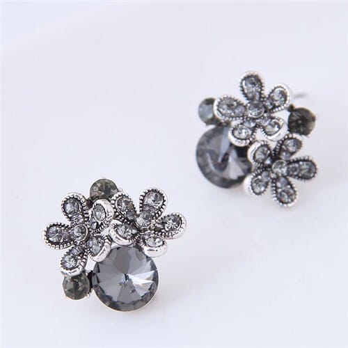 Czech Stones Shining Flowers Cluster Design Korean Fashion Costume Stud Earrings