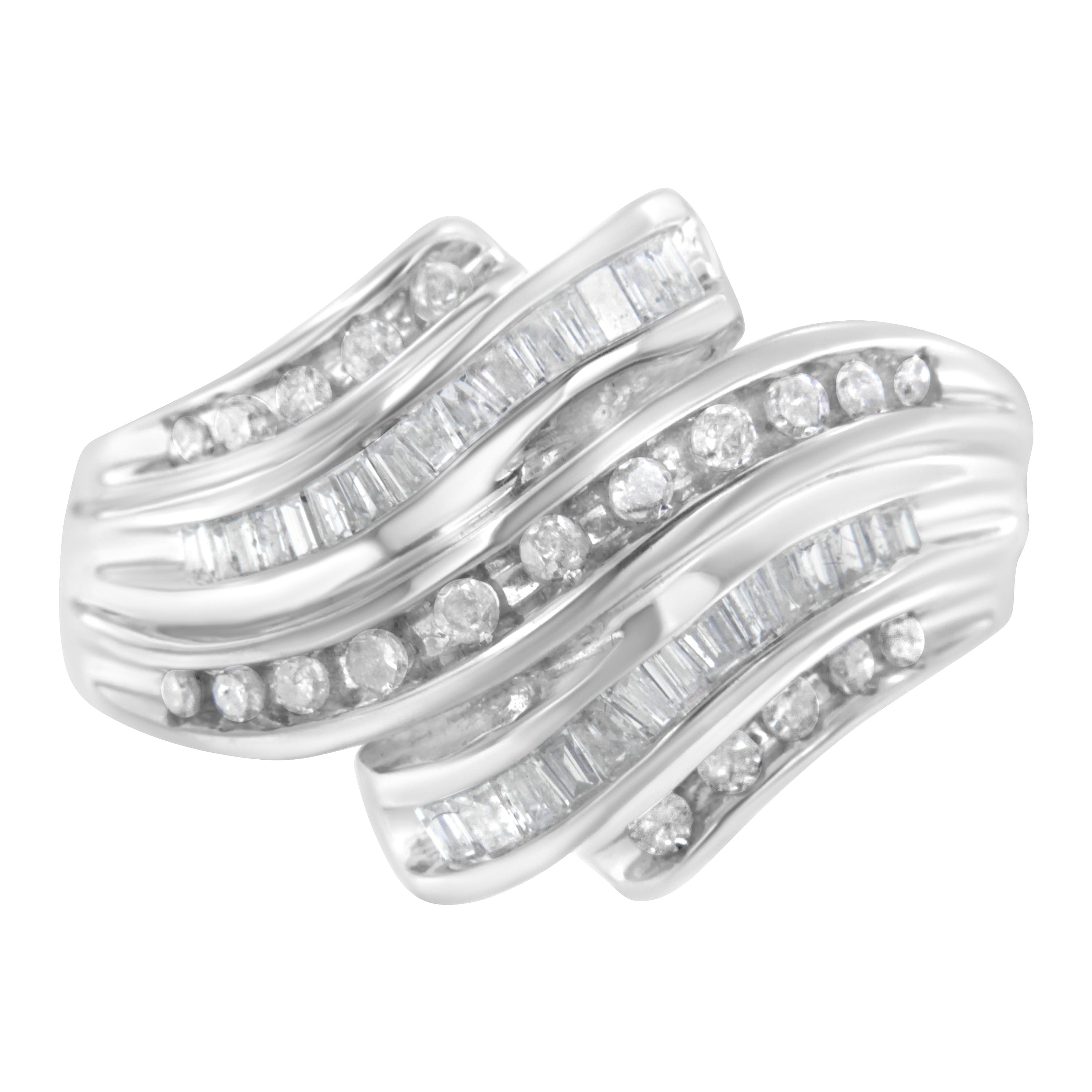 10K White Gold Round and Baguette Cut Diamond Channel Ring (3/4 Cttw, H-I Color, SI2-I1 Clarity) - Size 7