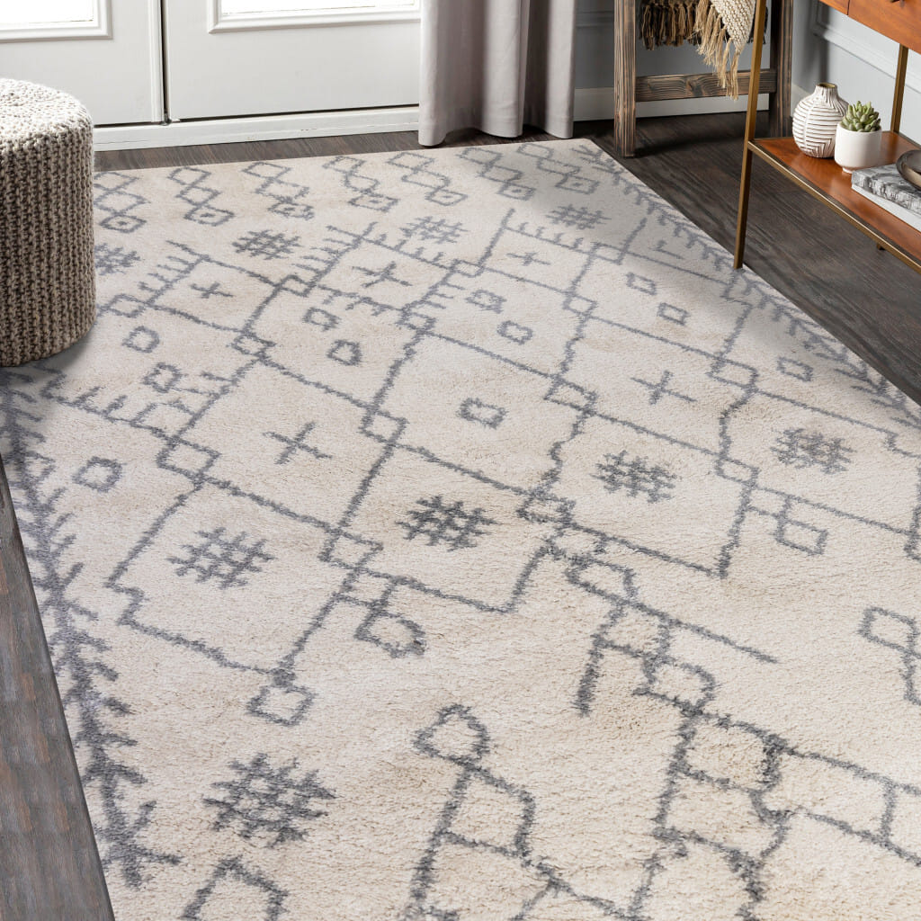 7' X 9' Gray and Ivory Geometric Shag Area Rug