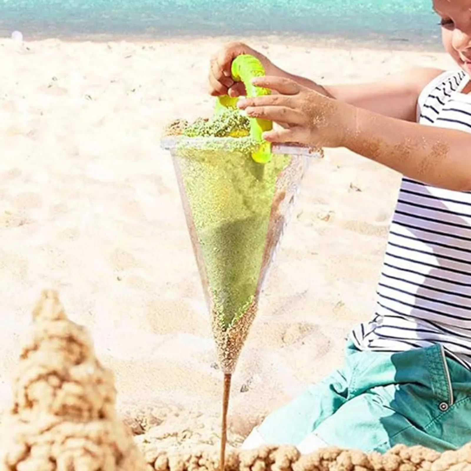 Spilling Funnel Sand and Water Mixing Toy