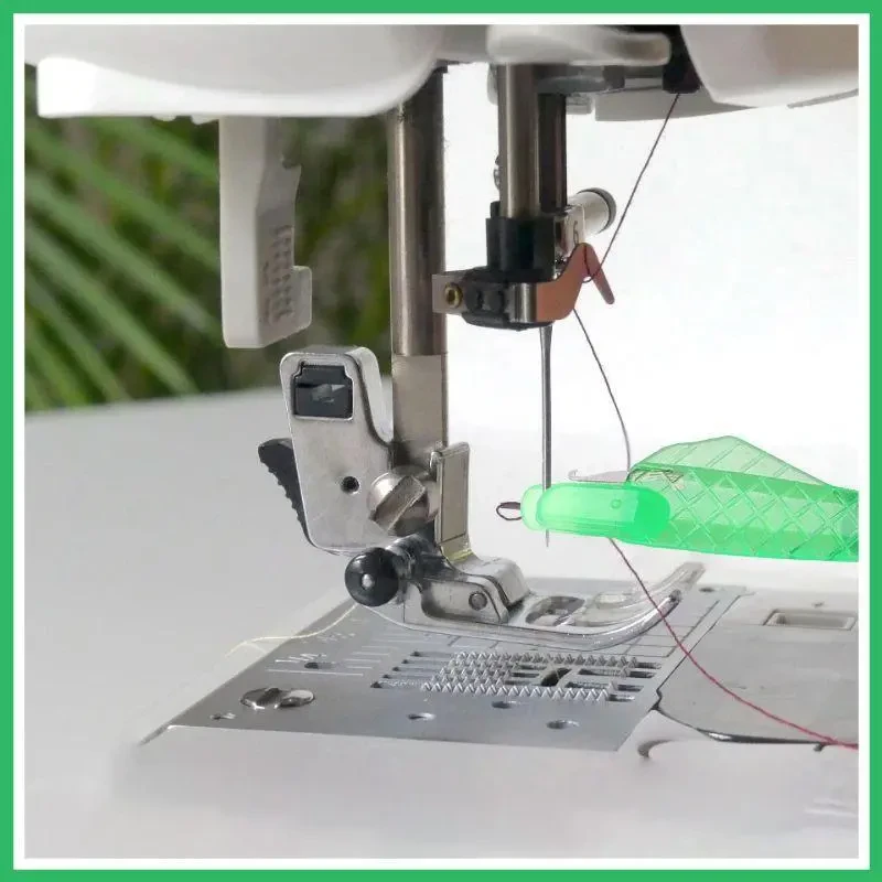 Fish Type Needle Threader