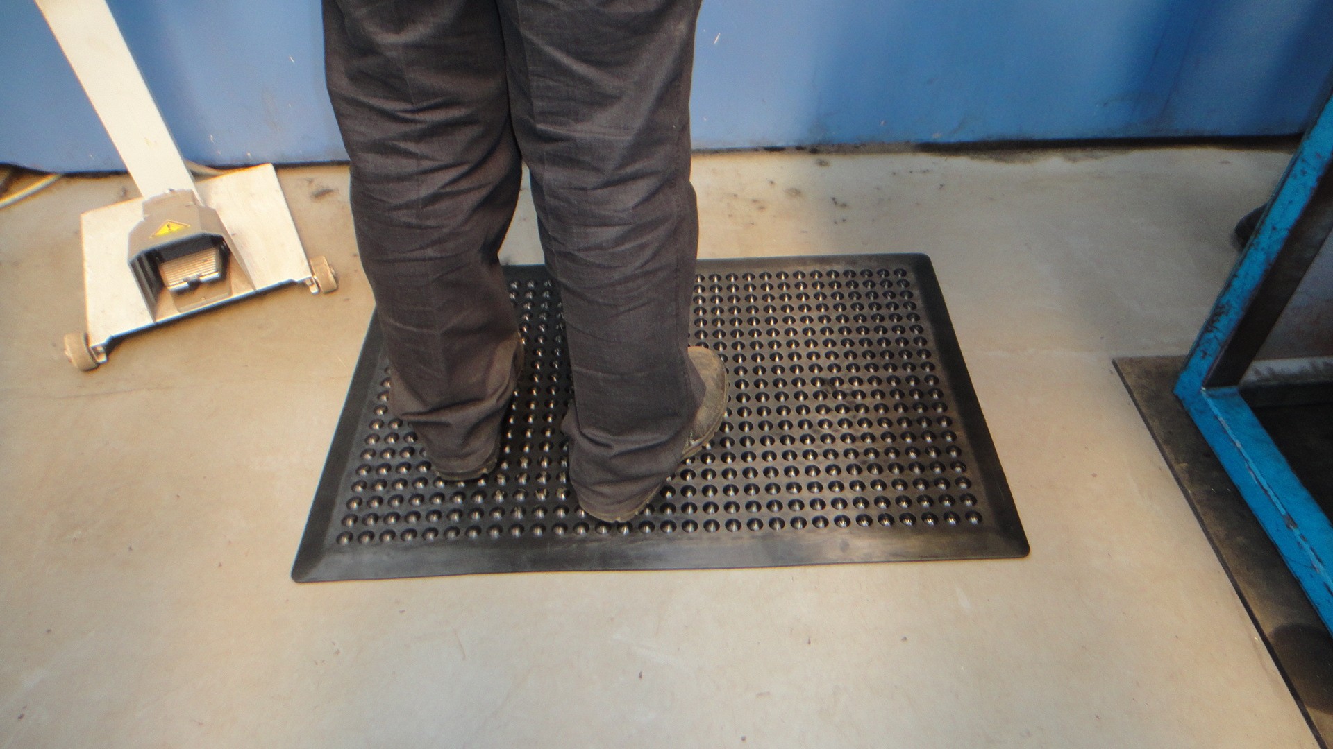 Commercial Kitchen Rubber Flooring